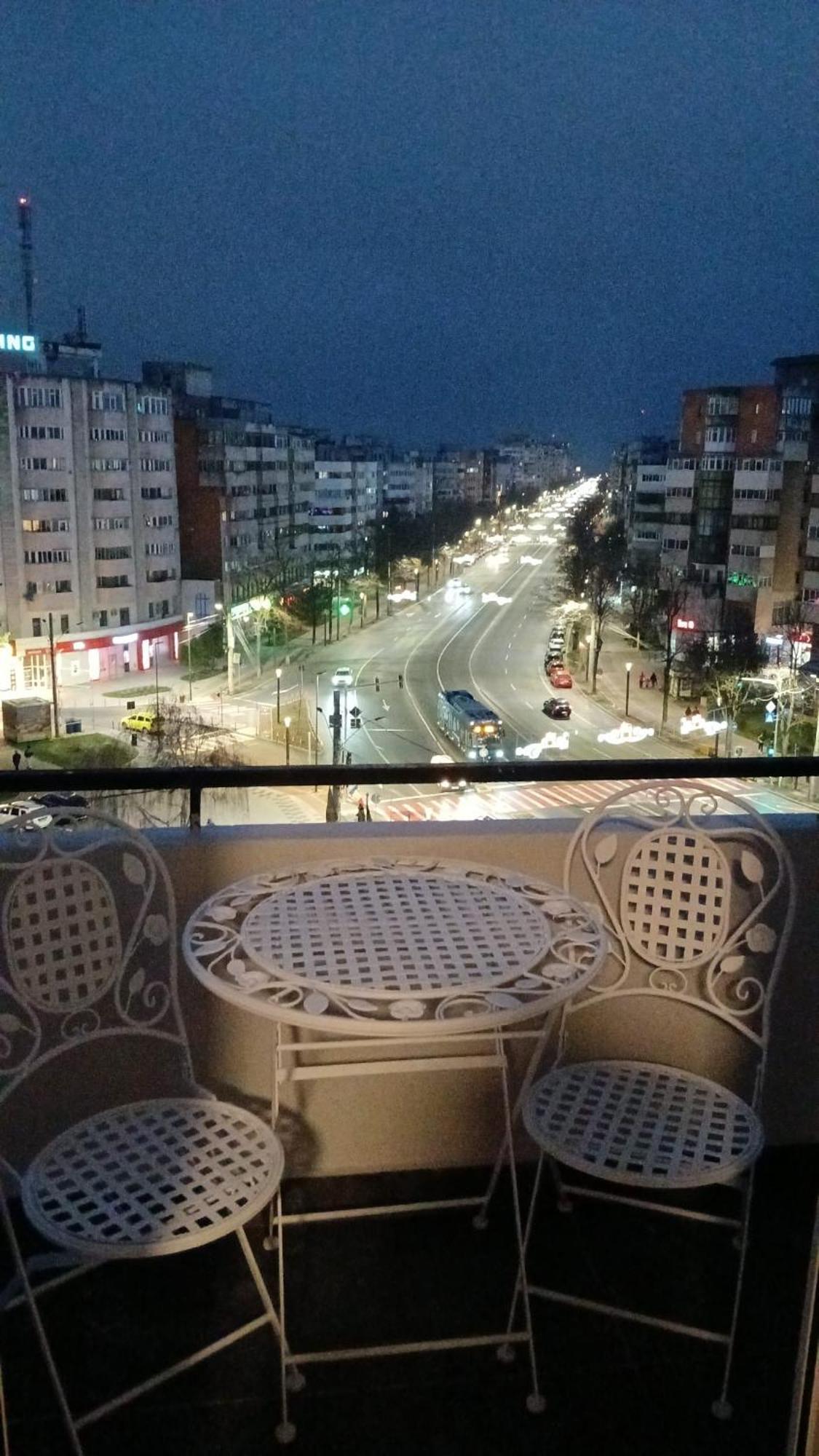 Hellen'S Ultracentral Apartament Buzău Zewnętrze zdjęcie