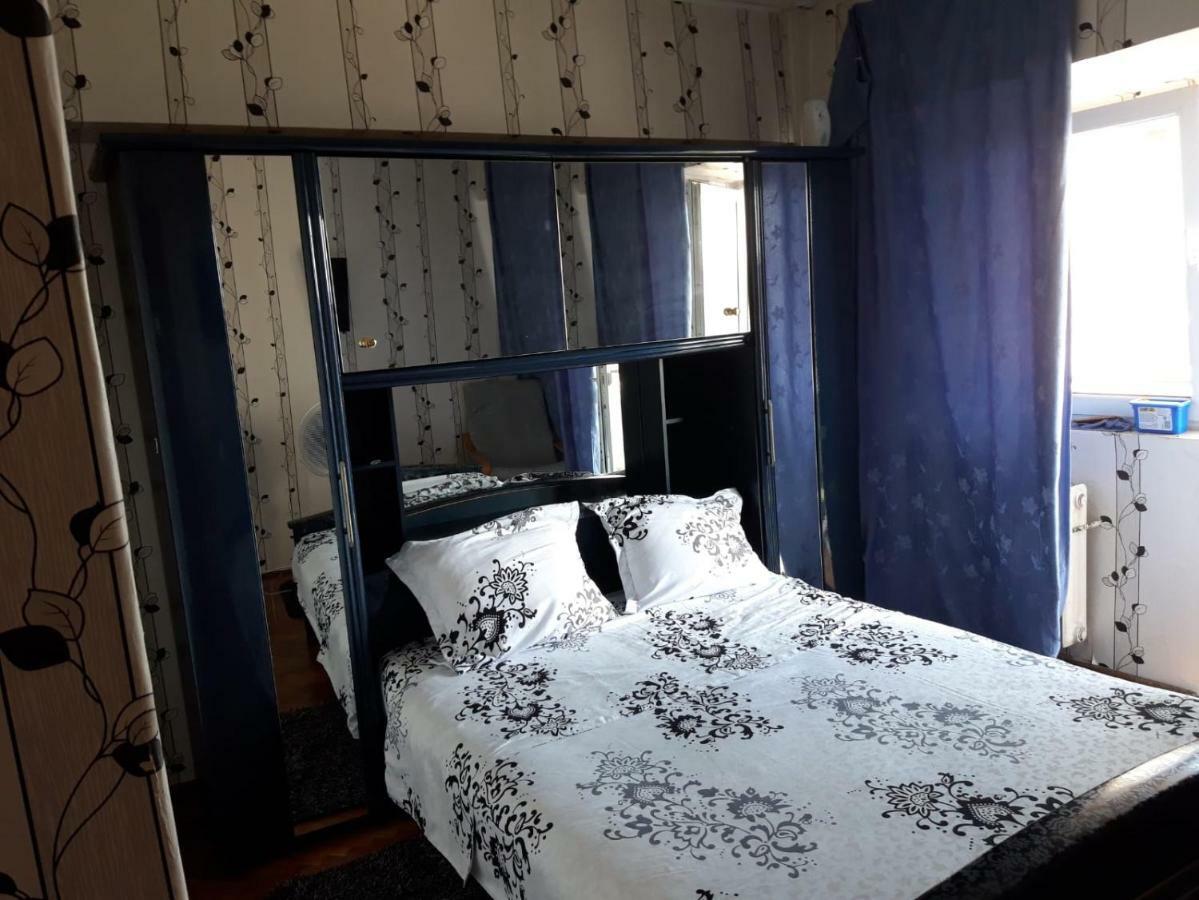Hellen'S Ultracentral Apartament Buzău Zewnętrze zdjęcie